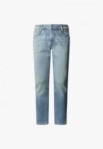 Прямые джинсы