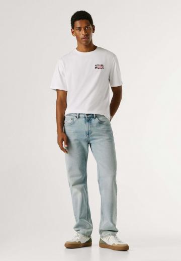 Прямые джинсы