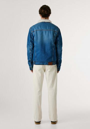 Джинсовая куртка