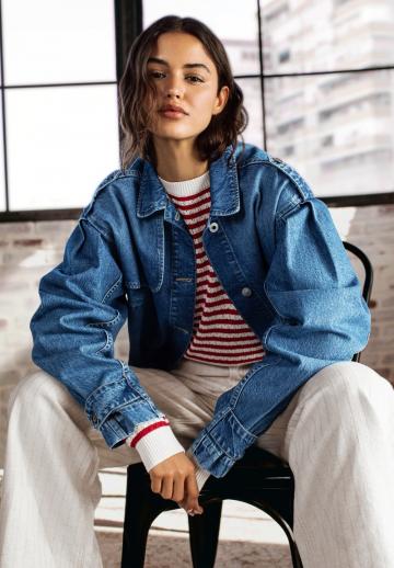 Короткая куртка