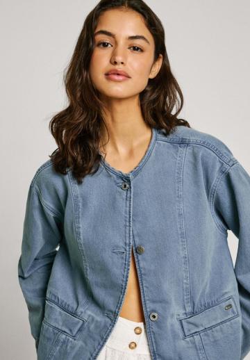 Джинсовая куртка