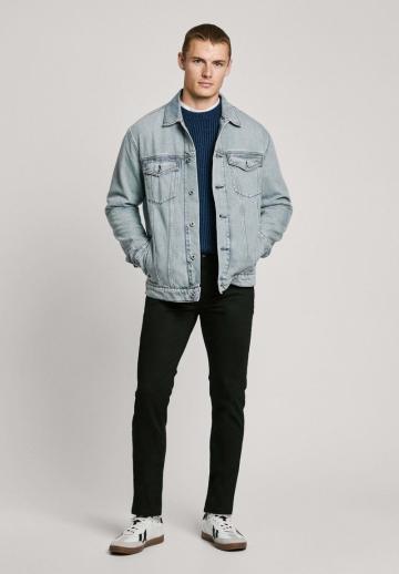 Джинсовая куртка