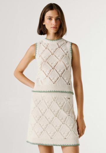 Пуловер без рукавов