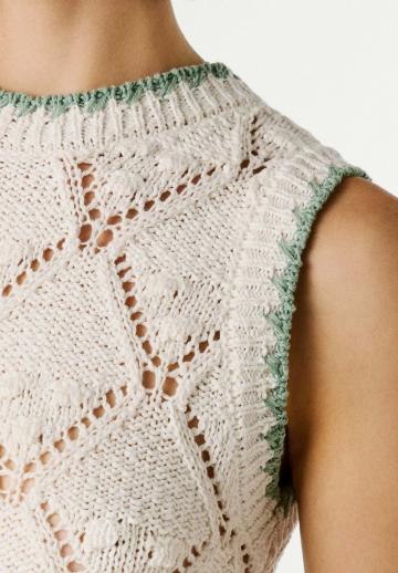 Пуловер без рукавов