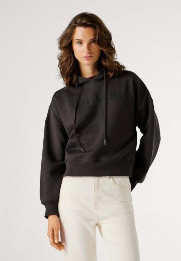 Пуловер с капюшоном