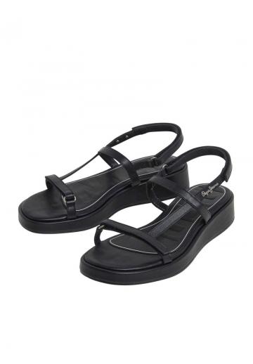 Босоножки на танкетке