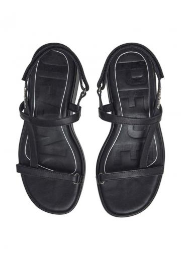 Босоножки на танкетке