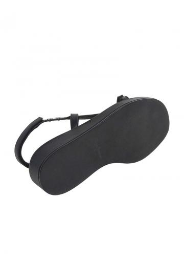 Босоножки на танкетке