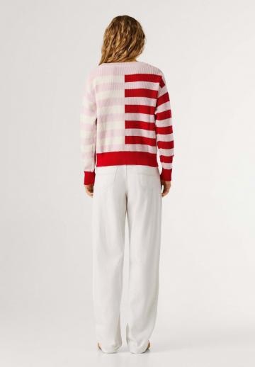 Вязаная кофта