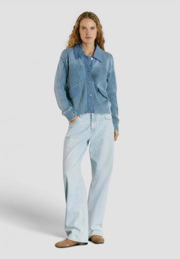 Вязаная кофта