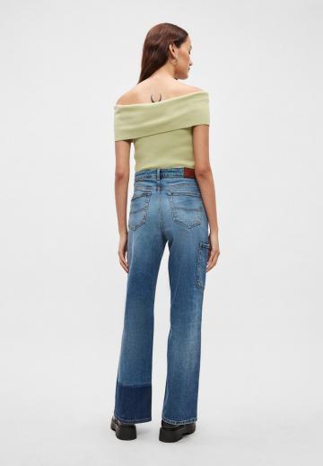 Прямые джинсы