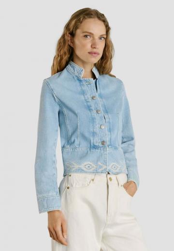 Джинсовая жилетка