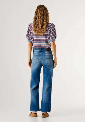 Прямые джинсы