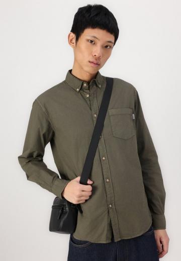 Свободные джинсы