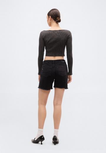 Джинсовые шорты