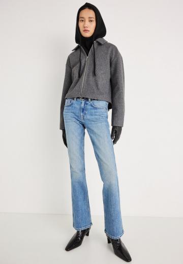 Клешеные брюки