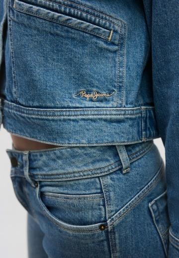 Джинсовая куртка