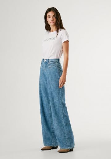 Прямые джинсы