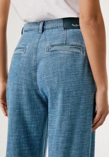 Прямые джинсы