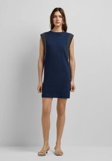 Вязаное платье