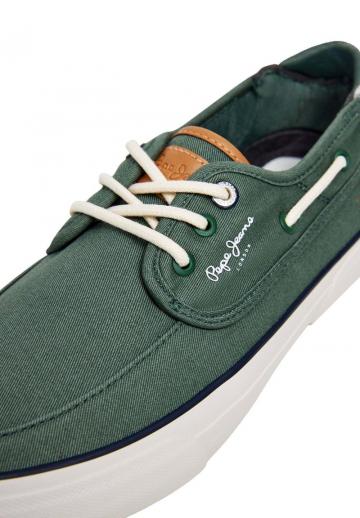 Ботинки на шнуровке