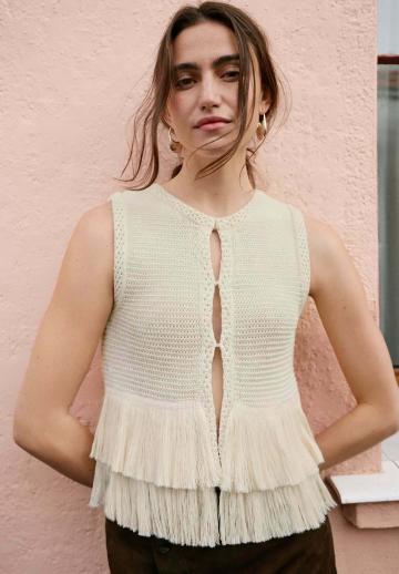 Блузка без рукавов