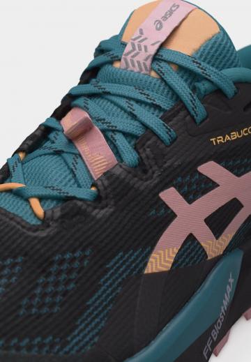 Беговые кроссовки