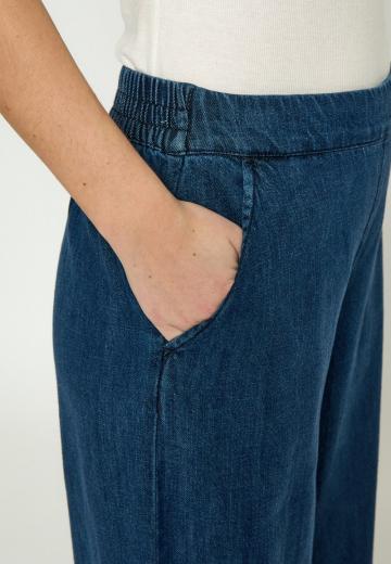 Свободные джинсы