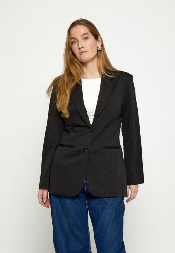 Короткое пальто