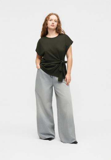 Свободные джинсы