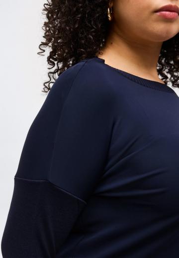 Платье футляр