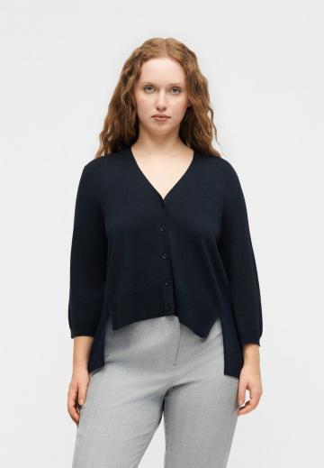 Вязаная кофта