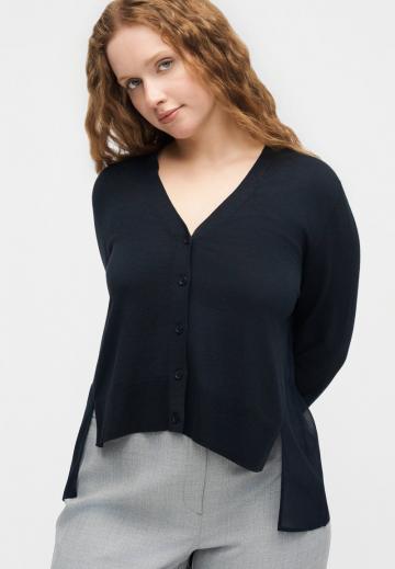 Вязаная кофта