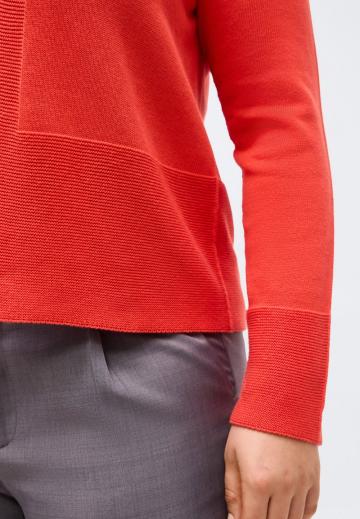 Вязаная кофта