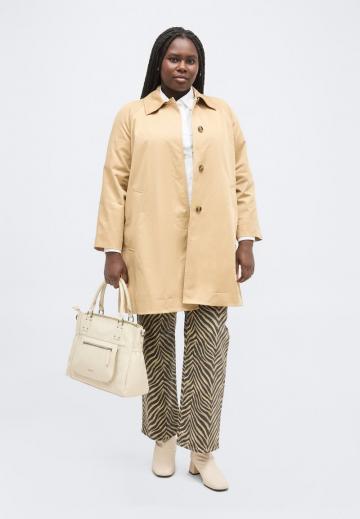 Короткое пальто