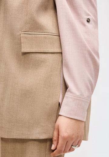 Длинный жилет