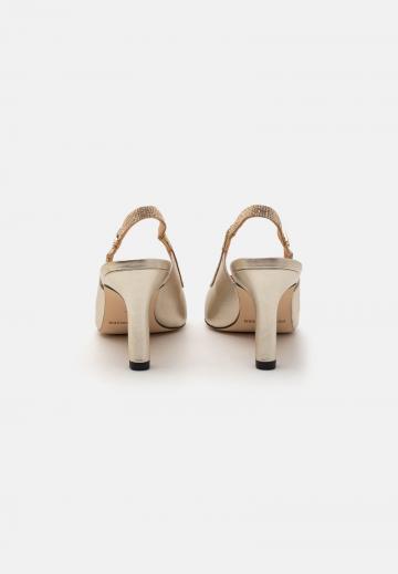 Туфли на высоком каблуке