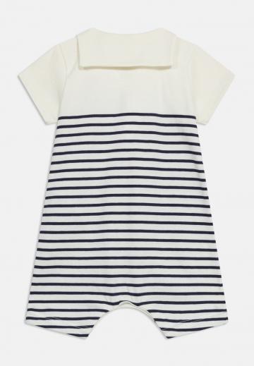 Набор одежды