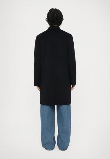 Шерстяное пальто