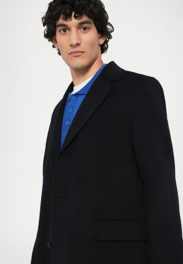 Шерстяное пальто