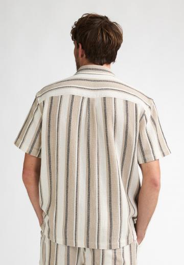 Рубашка с коротким рукавом