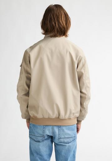 Куртка бомбер