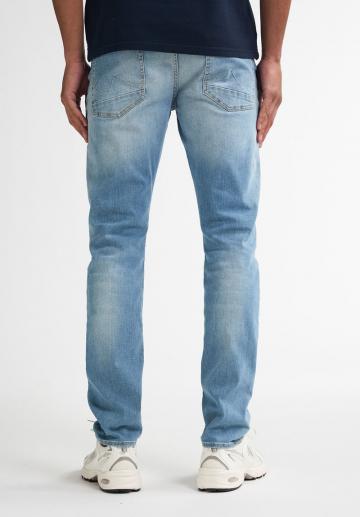 Узкие джинсы
