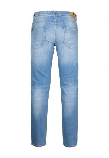 Узкие джинсы