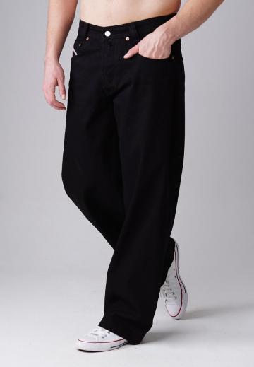 Свободные джинсы