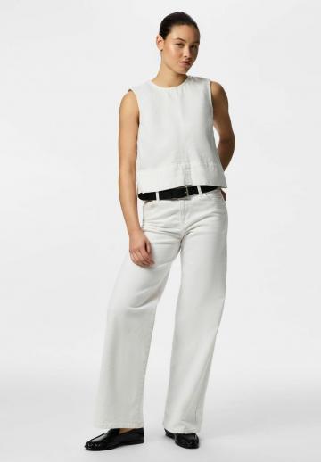 Джинсовый комбинезон