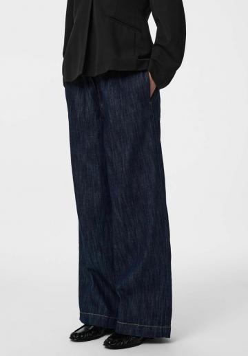 Свободные джинсы