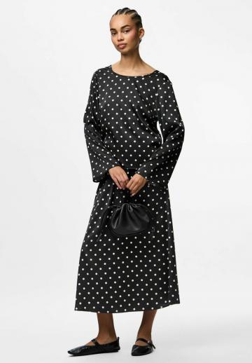 Атласная блузка