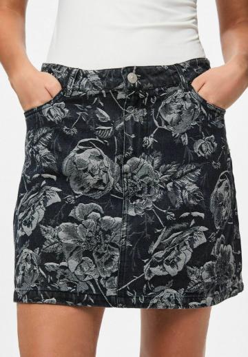 Джинсовая юбка