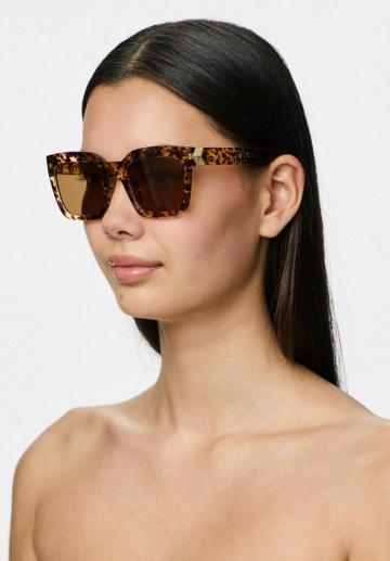 Солнечные очки